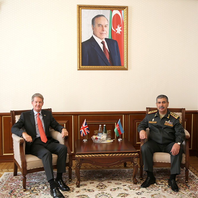 Azerbaijani defense minister meets incoming British ambassador 