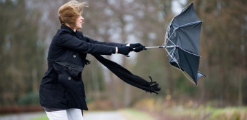 Wind speed reached 40 m/s in Baku