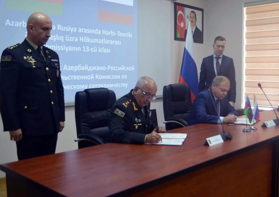 Azerbaijan, Russia discuss military-technical cooperation
