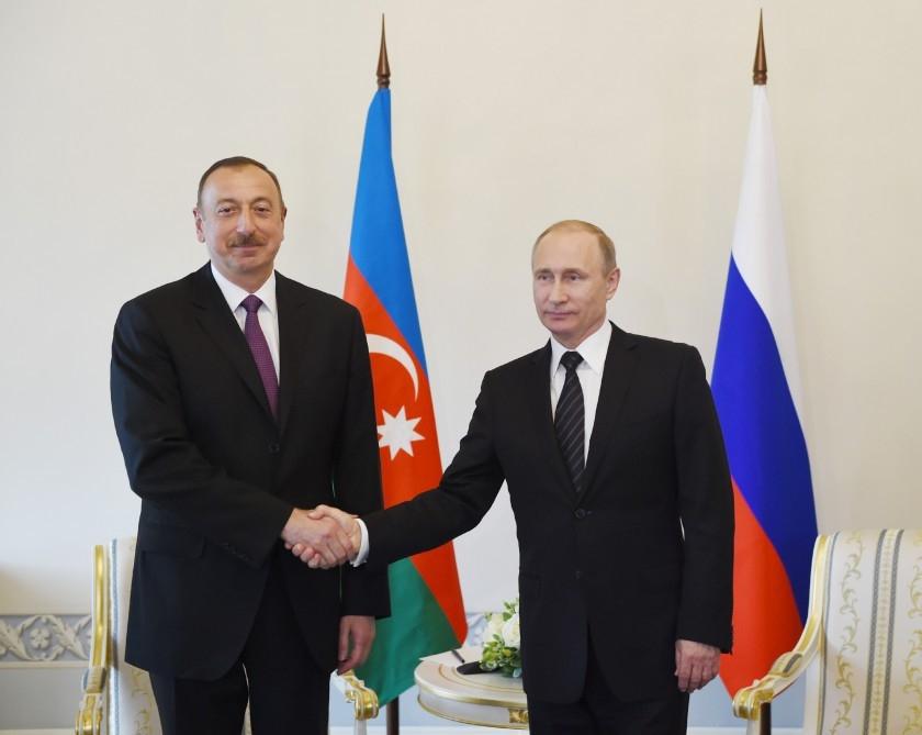Ilham Aliyev congratulates Vladimir Putin on his birthday