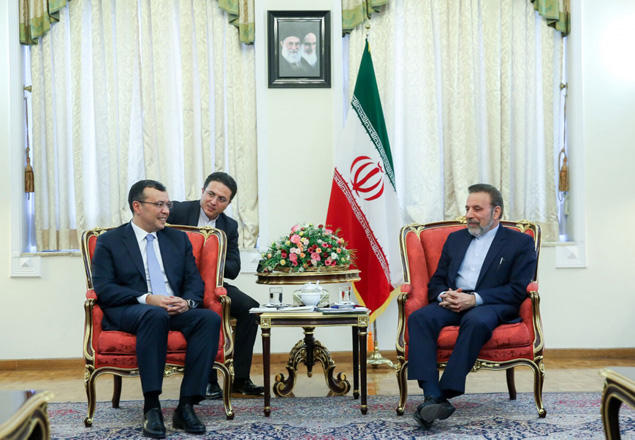 Azerbaijani, Iranian ministers mull development of relations