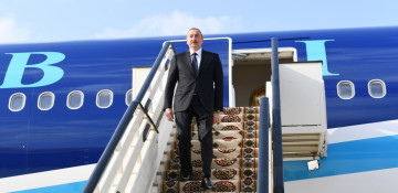 Azerbaijani president arrives in Turkmenistan for working visit