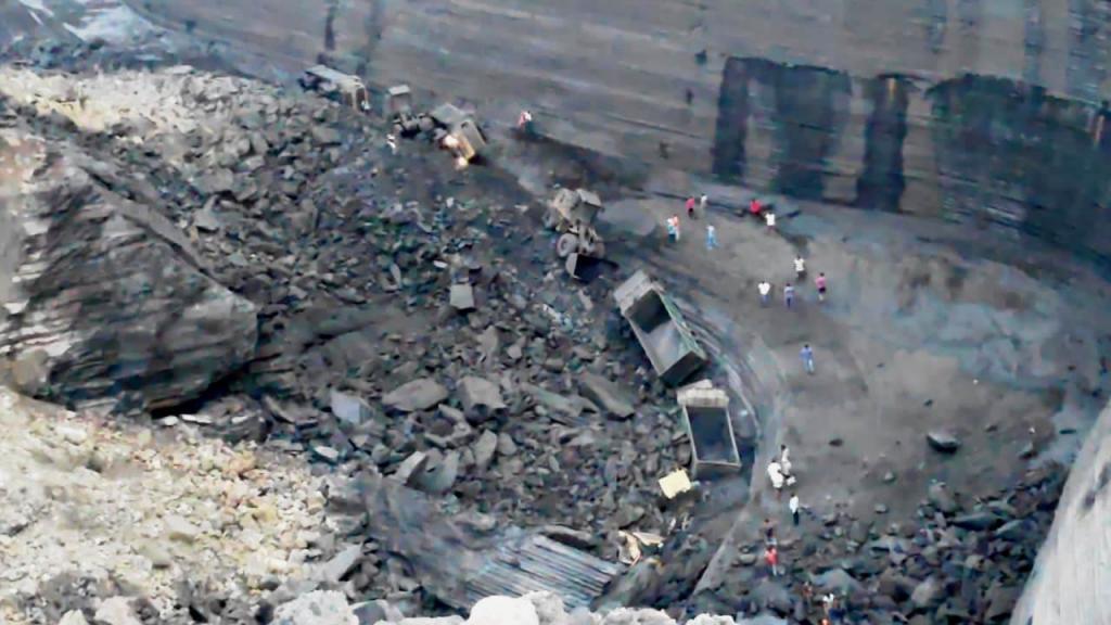 At least 3 dead in mining accident in northern Russia