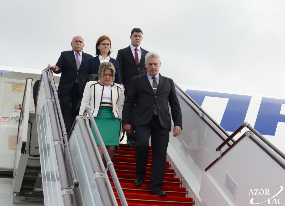 Cuban president arrives in Azerbaijan