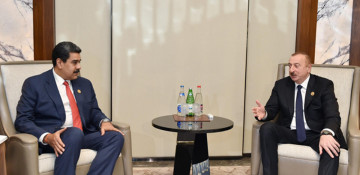 Azerbaijani President Ilham Aliyev meets President of Venezuela Nicolas Maduro