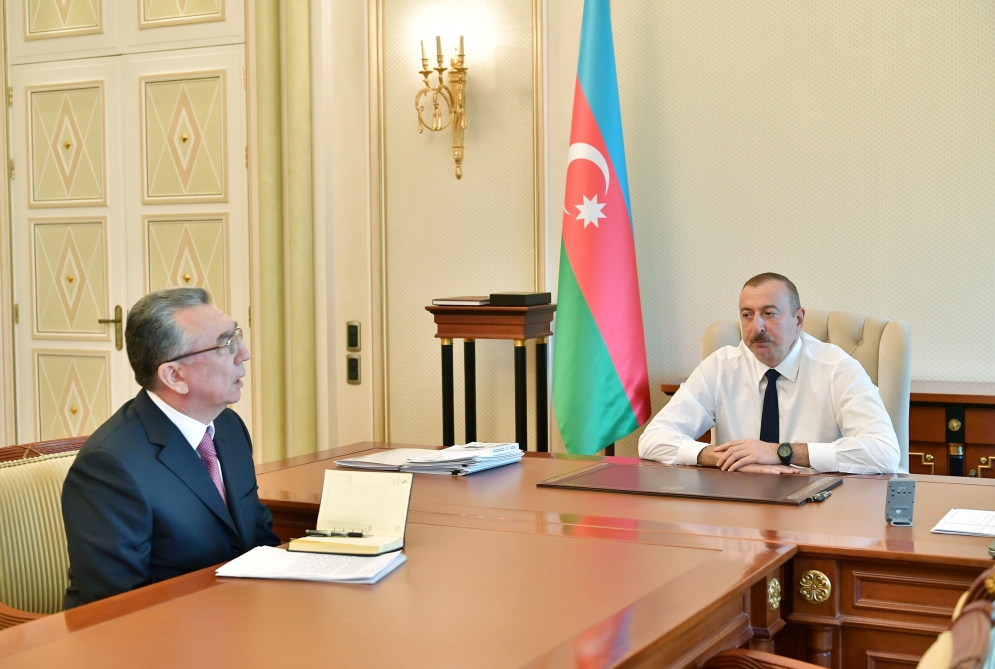 President Ilham Aliyev receives head of Baku City Executive Authority