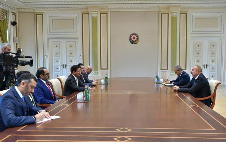 Azerbaijani President receives UAE Economy Minister