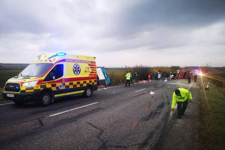Bus crash kills 12, injures 17 in Slovakia