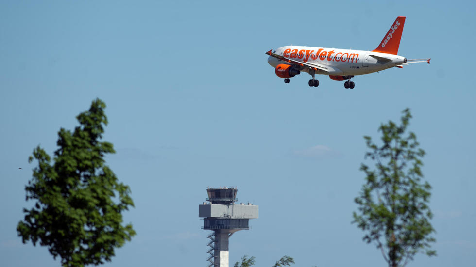 EasyJet announces steps toward zero-carbon future