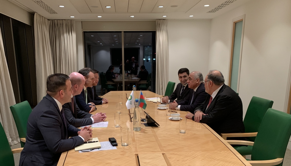 Azerbaijan`s PM meets with BP`s upstream chief executive in London