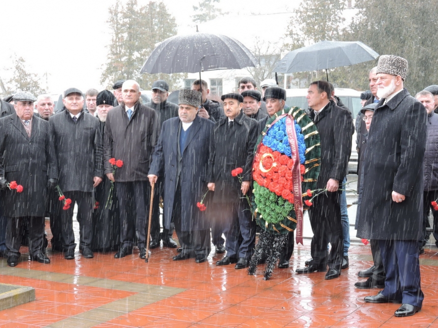 Tributes paid to Azerbaijanis killed in Great Patriotic War in North Ossetia–Alania