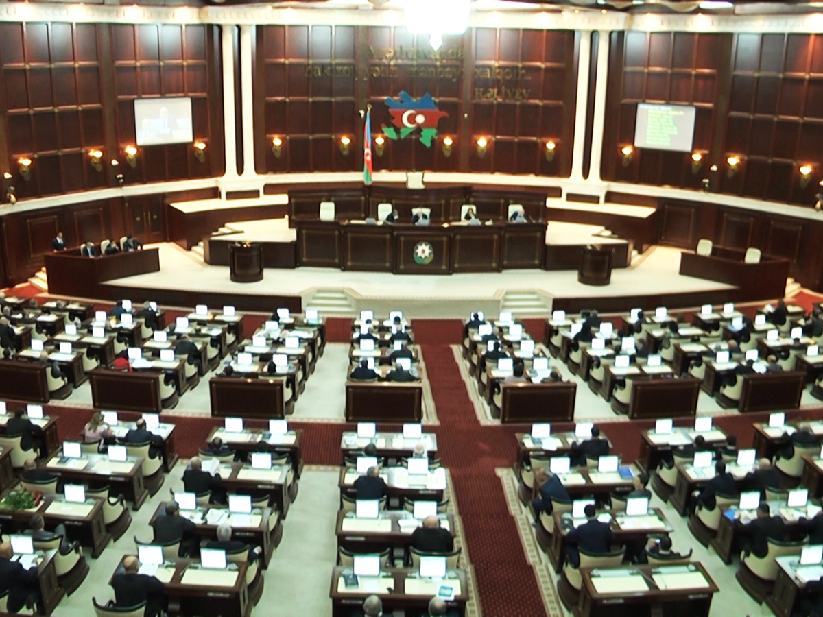 Azerbaijani parliament approves state budget for 2020