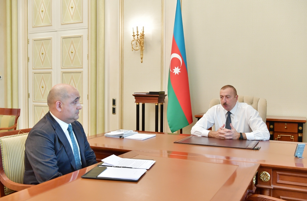 President Ilham Aliyev receives Israfil Mammadov in connection with his appointment to new post