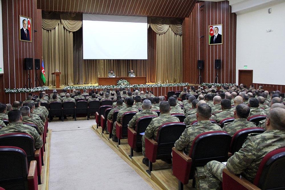 Training sessions held in presence of Azerbaijani army’s command staff 