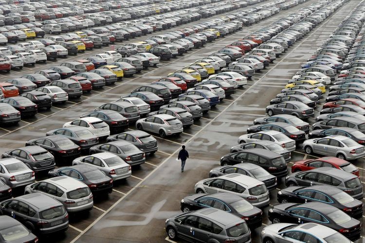 Average price in Azerbaijani car market decreased by 3% over the past year