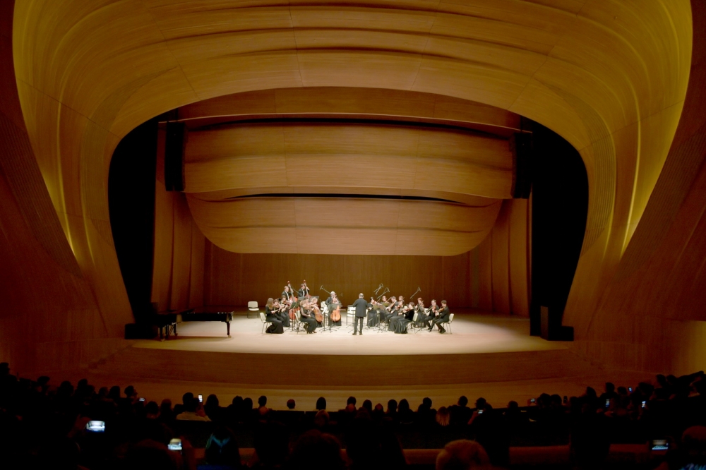Heydar Aliyev Center hosts concert of Musica Viva Moscow Chamber Orchestra