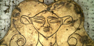 Bronze Age royal tombs unearthed in Greece