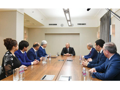 Ilham Aliyev meets with Russian Azerbaijanis