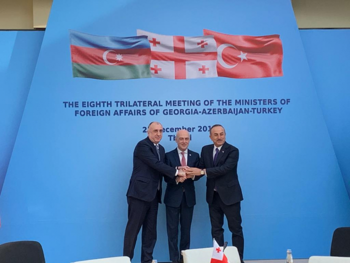 Azerbaijani, Turkish and Georgian FMs hold trilateral meeting in Tbilisi 