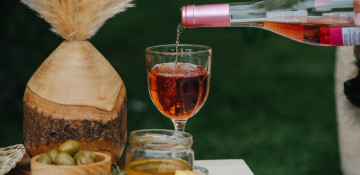 Eleven dead, 300 treated after drinking coconut wine in Philippines