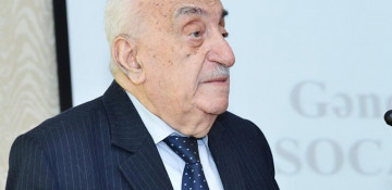 Khoshbakht Yusifzade awarded the Heydar Aliyev Order