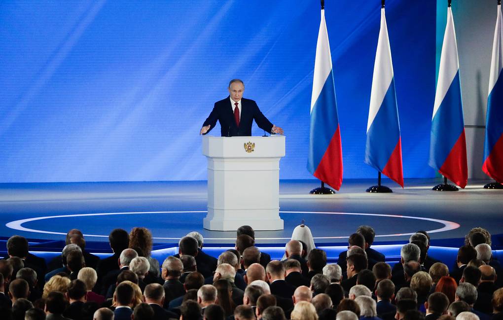 Putin suggests plebiscite on proposed package of constitutional amendments