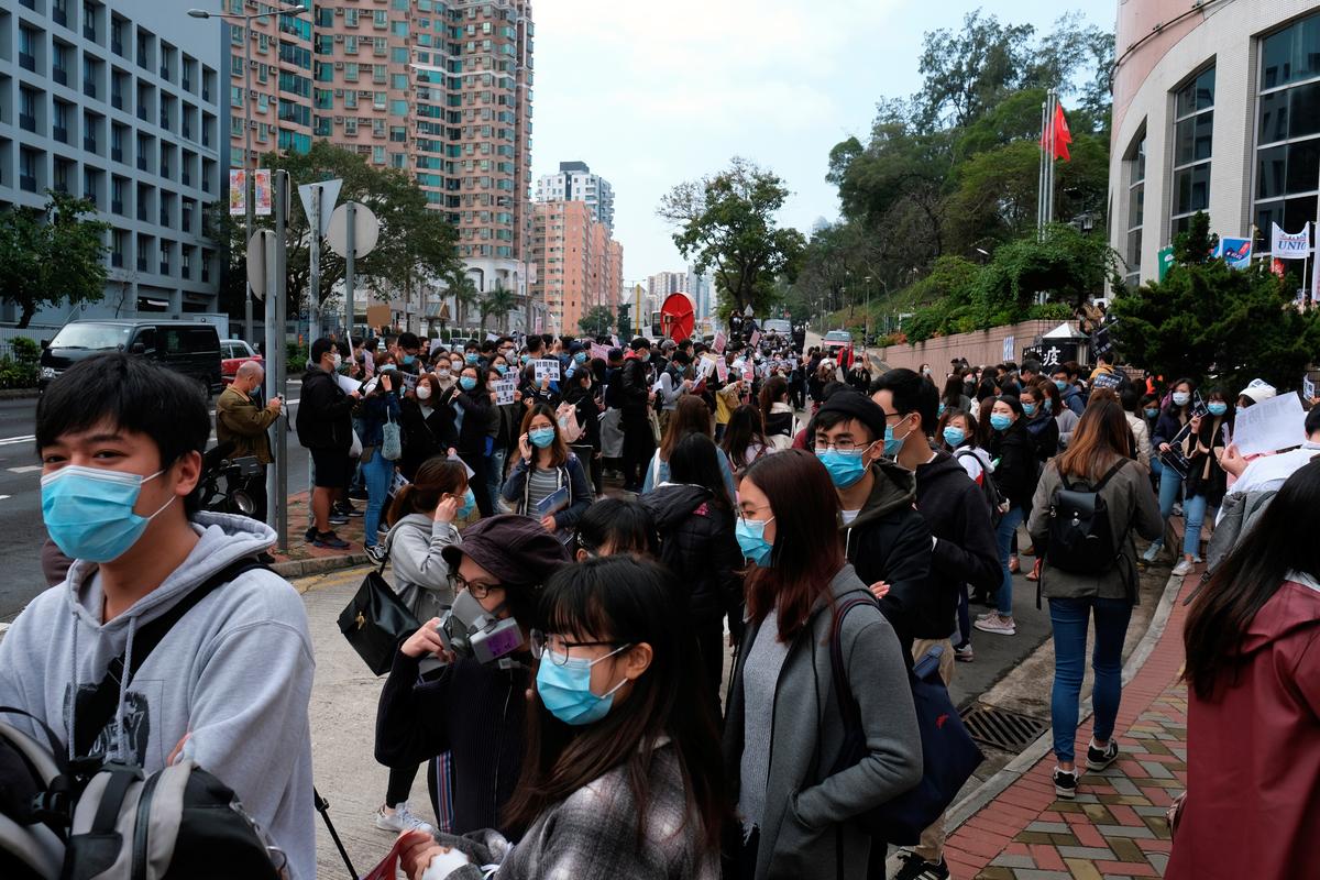 Hong Kong records first death from new coronavirus; overall toll over 420