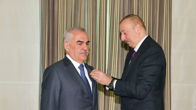 President Ilham Aliyev presents “Sharaf” Order to Vasif Talibov