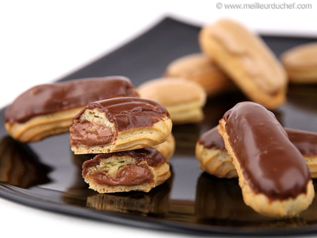 Glazed éclairs cause mass poisoning in two Armenian provinces