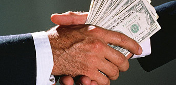 Armenian customs officers detained on suspicion of taking bribe