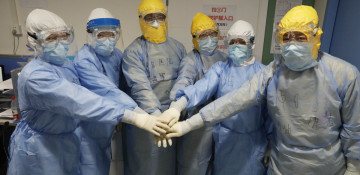 More medics rush to join the fight in Wuhan