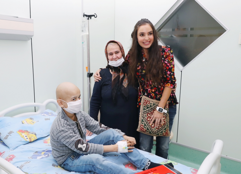 Vice-President of Heydar Aliyev Foundation Leyla Aliyeva meets with children suffering from oncological diseases