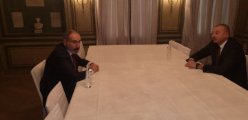 Meeting between Azerbaijani President and Armenian PM in MSC2020 started