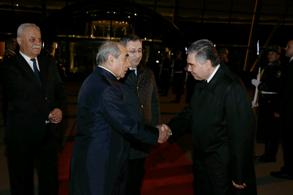 Turkmen President Gurbanguly Berdimuhamedov ends official visit to Azerbaijan