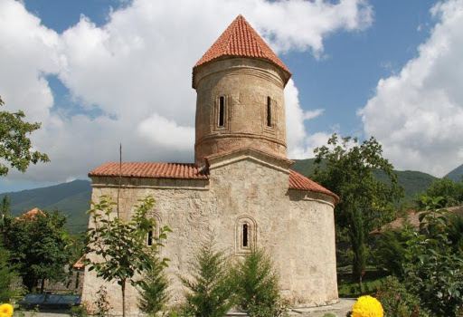 Azerbaijan closes number of tourist sites