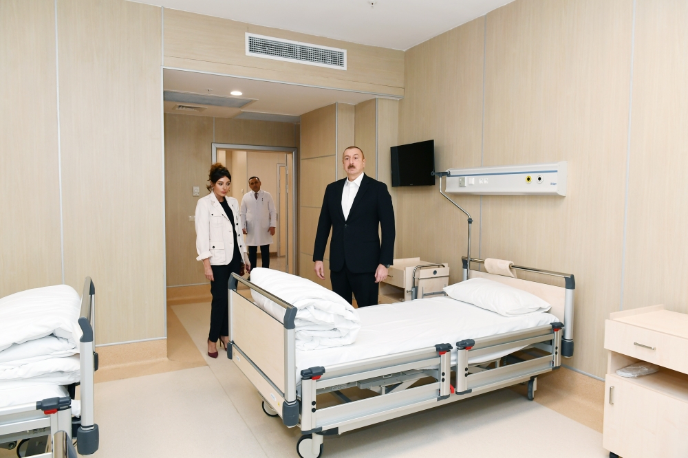 President Ilham Aliyev attends opening of new medical institution in Baku