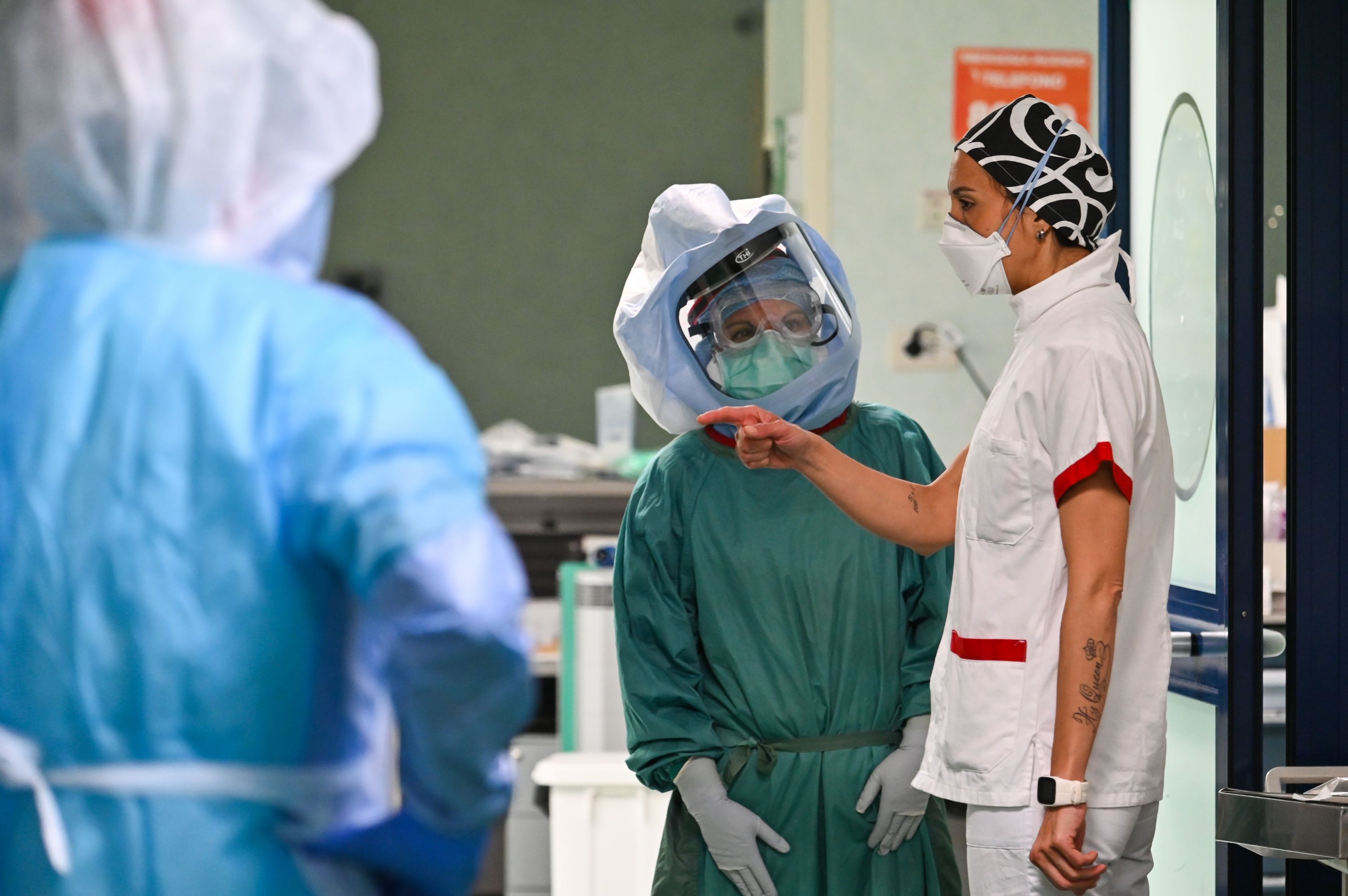 Italy's daily coronavirus death toll falls, but new cases accelerate
