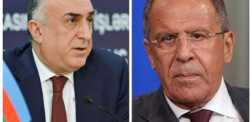 Azerbaijani, Russian FMs hold phone talks