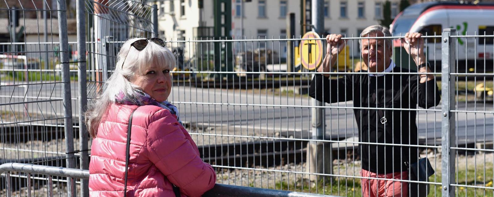 Love in the time of closed borders