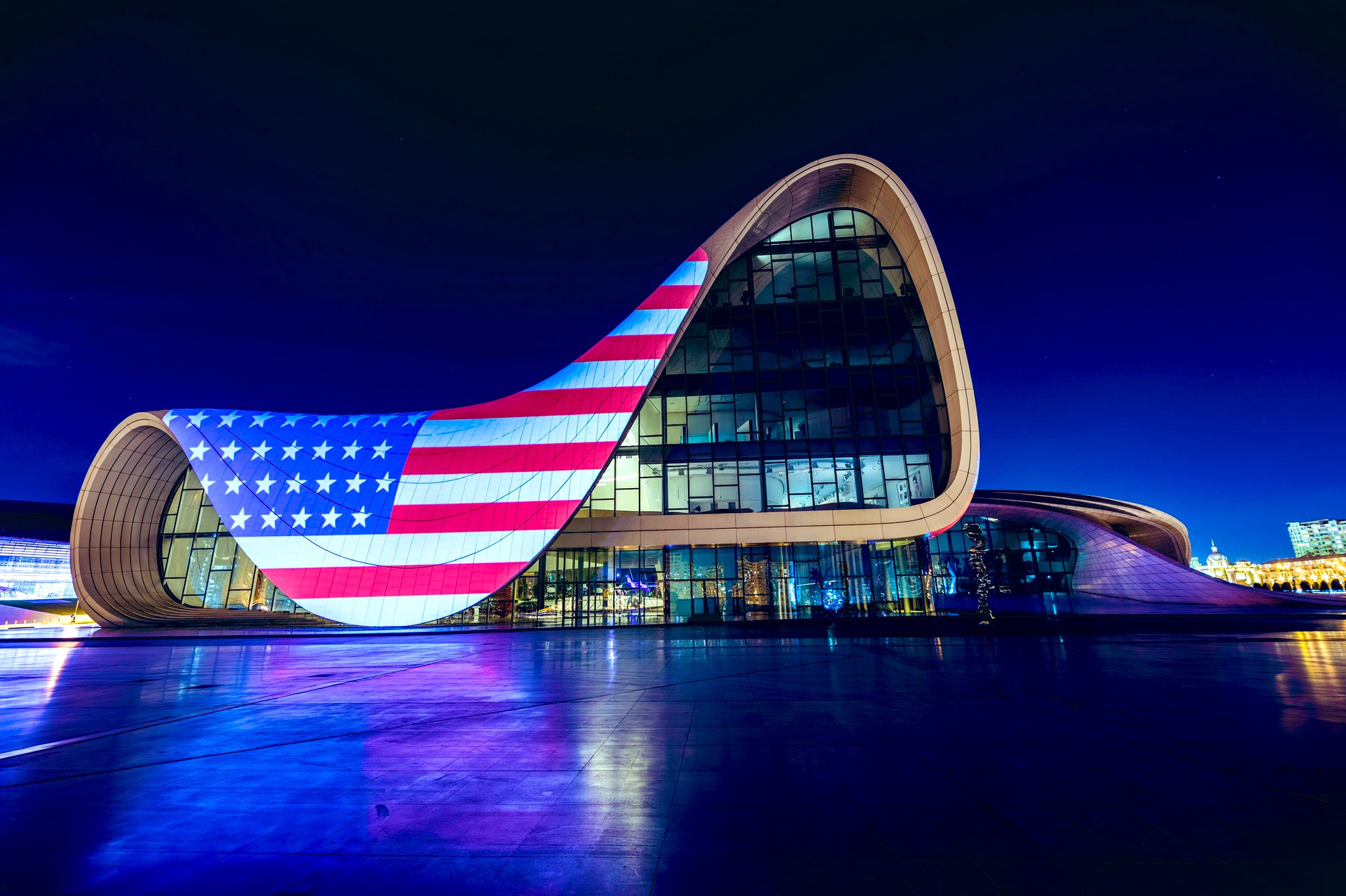 U.S. thanks Heydar Aliyev Center for projecting American flag onto its iconic structure