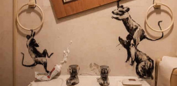 Bathroom Banksy: Street-artist stays home for new lockdown work