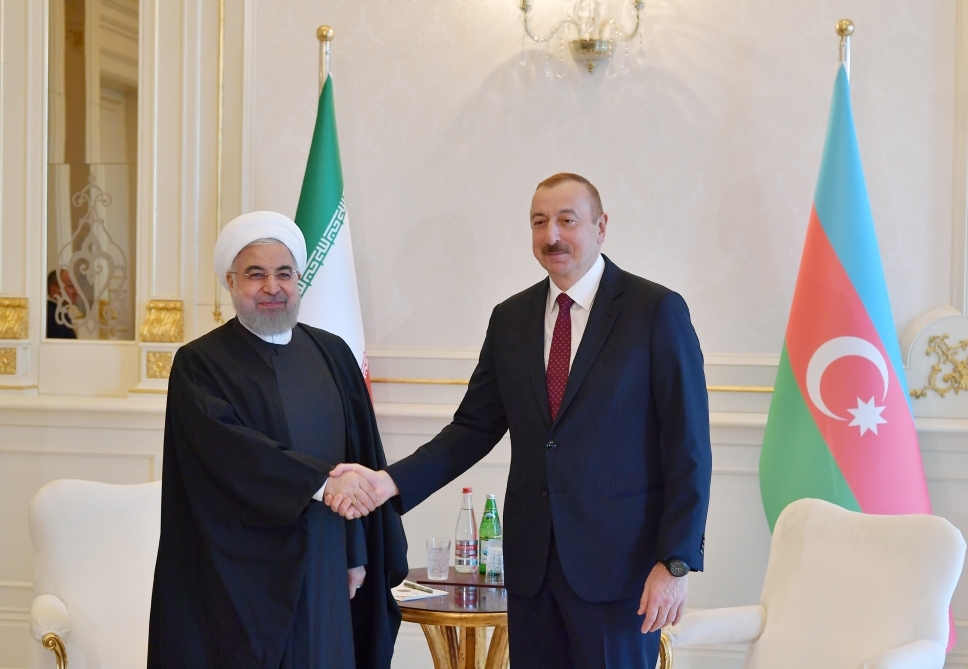 Azerbaijani, Iranian presidents hold phone conversation