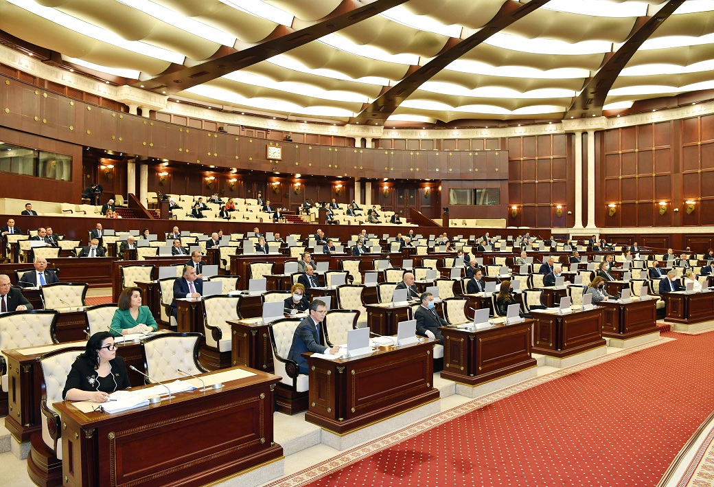 Azerbaijani Parliament unveils agenda of next session