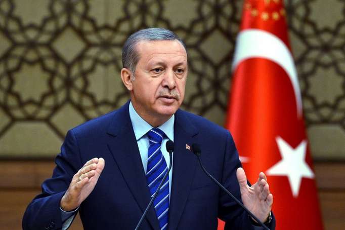Turkish president orders 3-day lockdown to curb COVID-19 spread