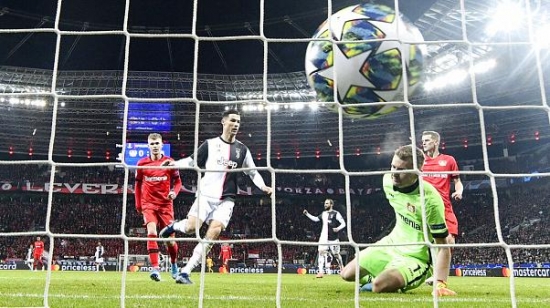 Virus could wipe 10 billion euros off football player values, says report