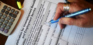 US unemployment claims hit 33.3 million amid virus