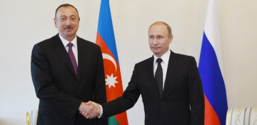 Azerbaijani, Russian presidents hold phone conversation