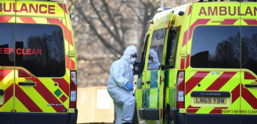 UK coronavirus recovery plan unveiled as death toll tops 32,000