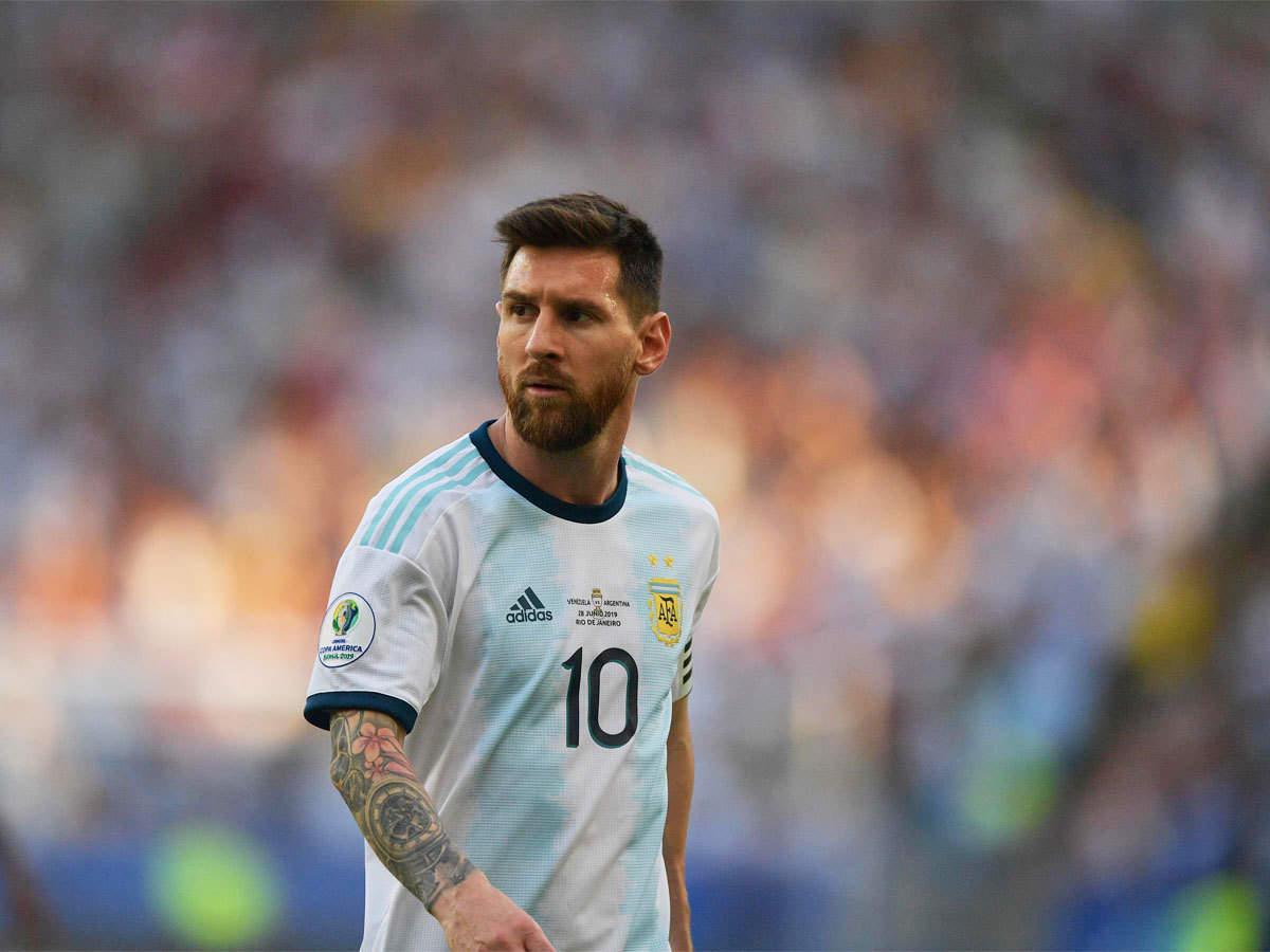Messi donates half a million euros to hospitals in Argentina