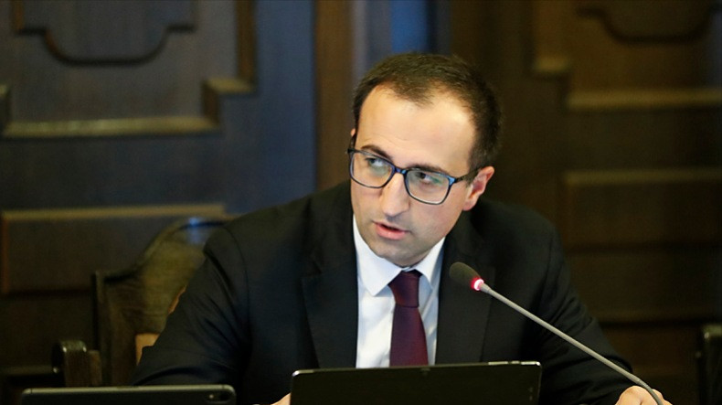 Armenia health minister self-isolates for COVID-19